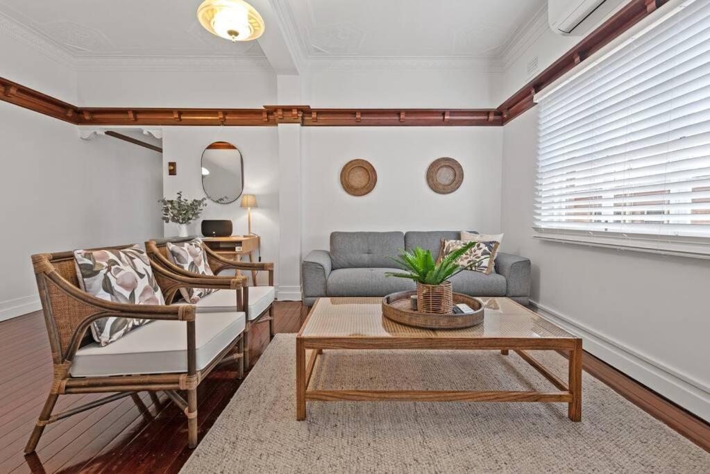 Apartamento Art Deco In Ascot! ~ 2 Bed / 1 Bath / 1 Car Brisbane Exterior foto